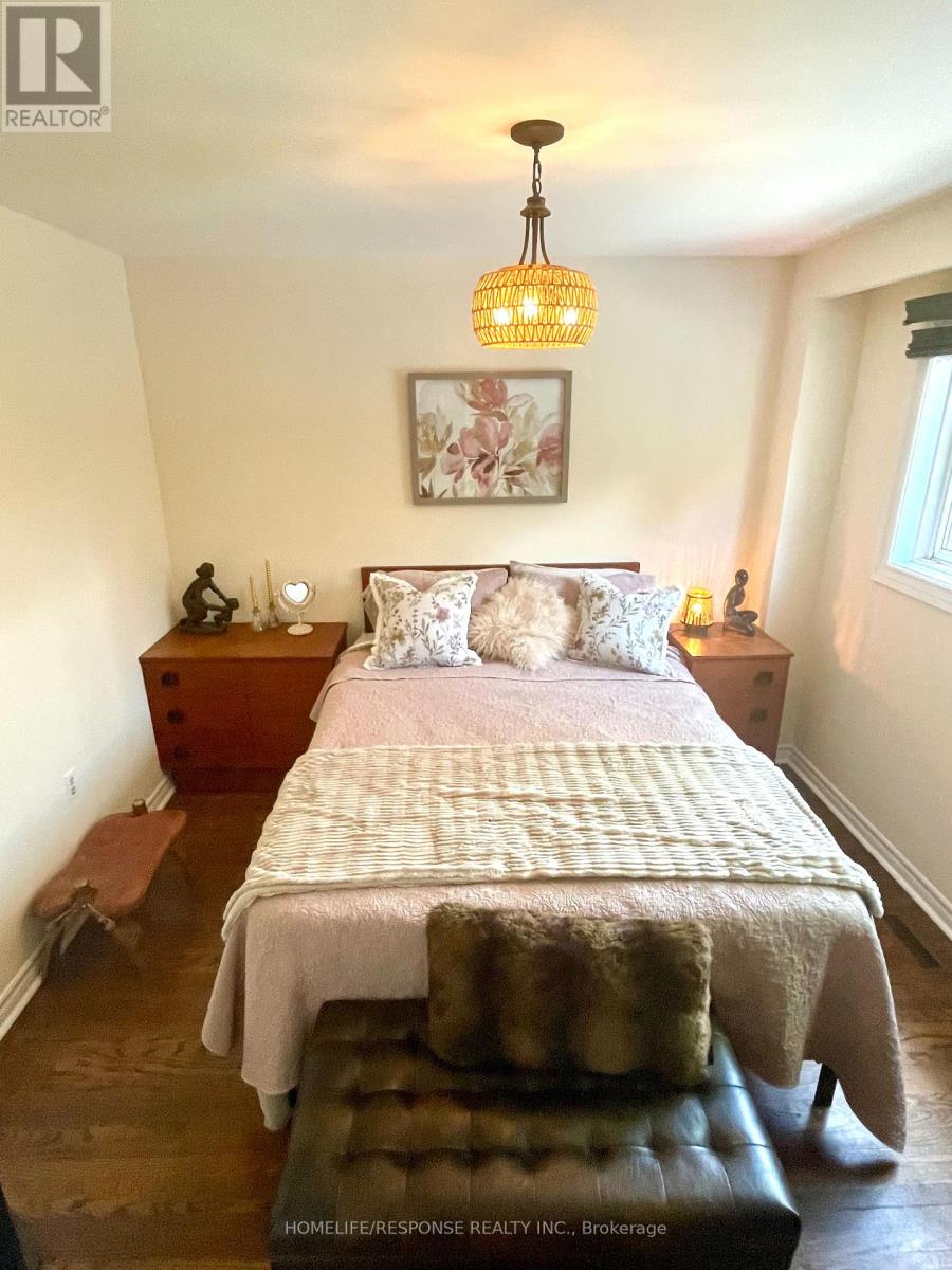 3430 HOMARK DRIVE - 18