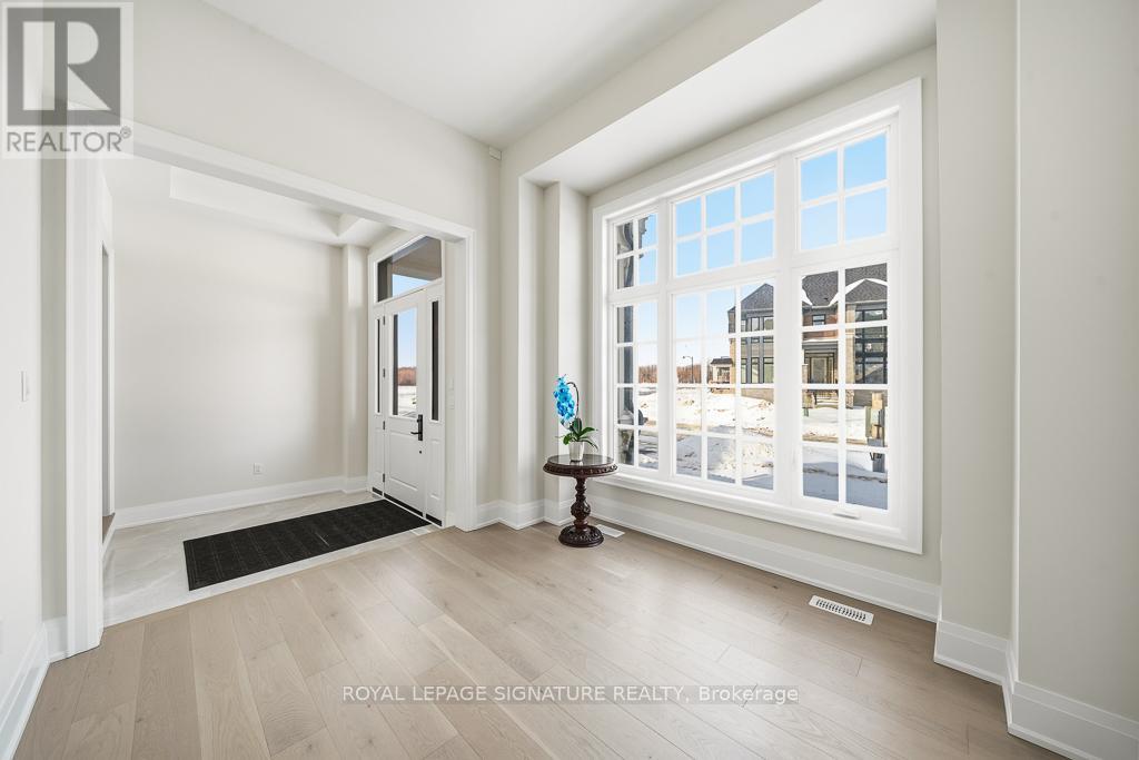 16 GIANVITO CRESCENT - 16