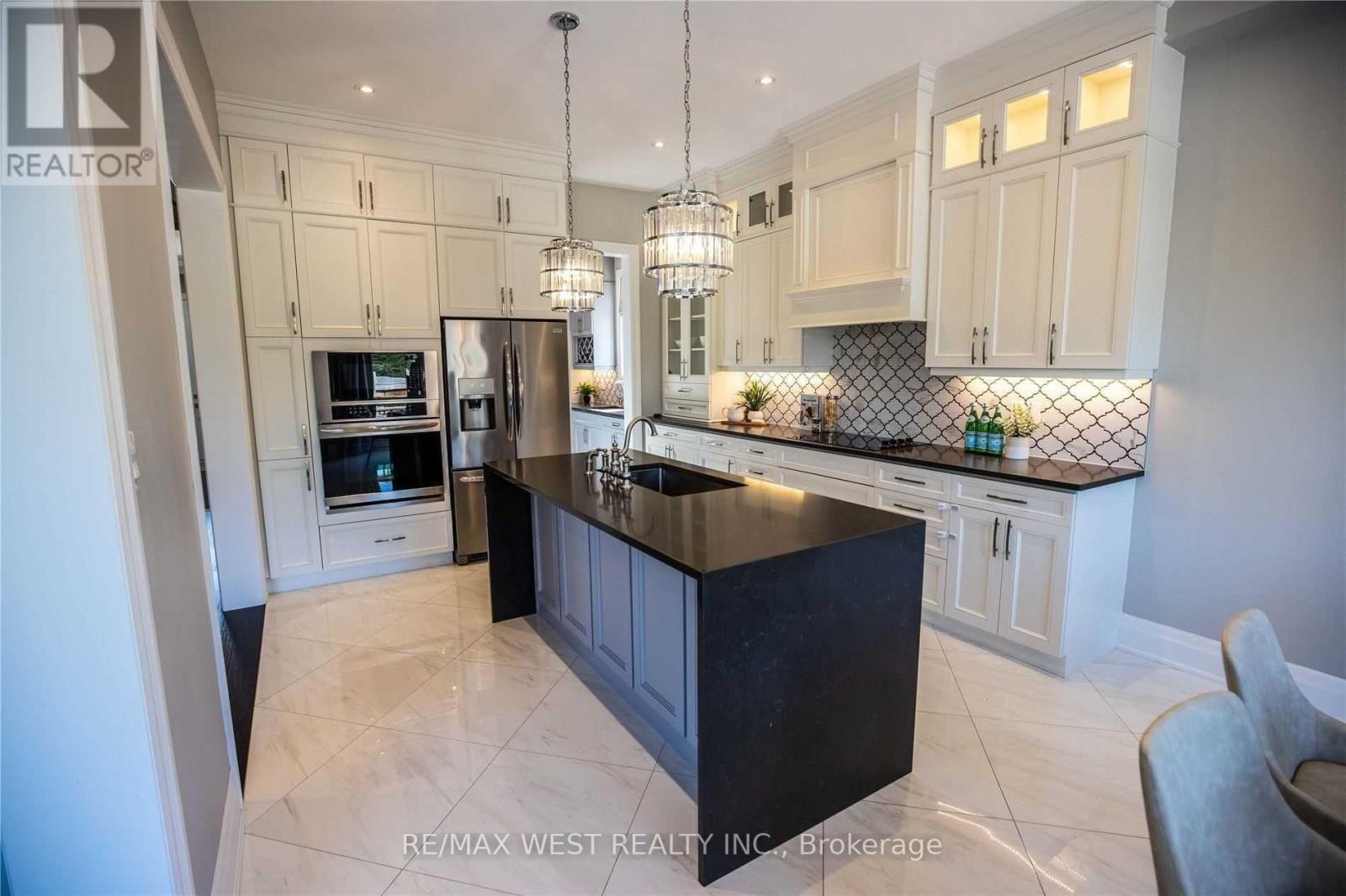 1430 SIMPKIN ROAD - 10