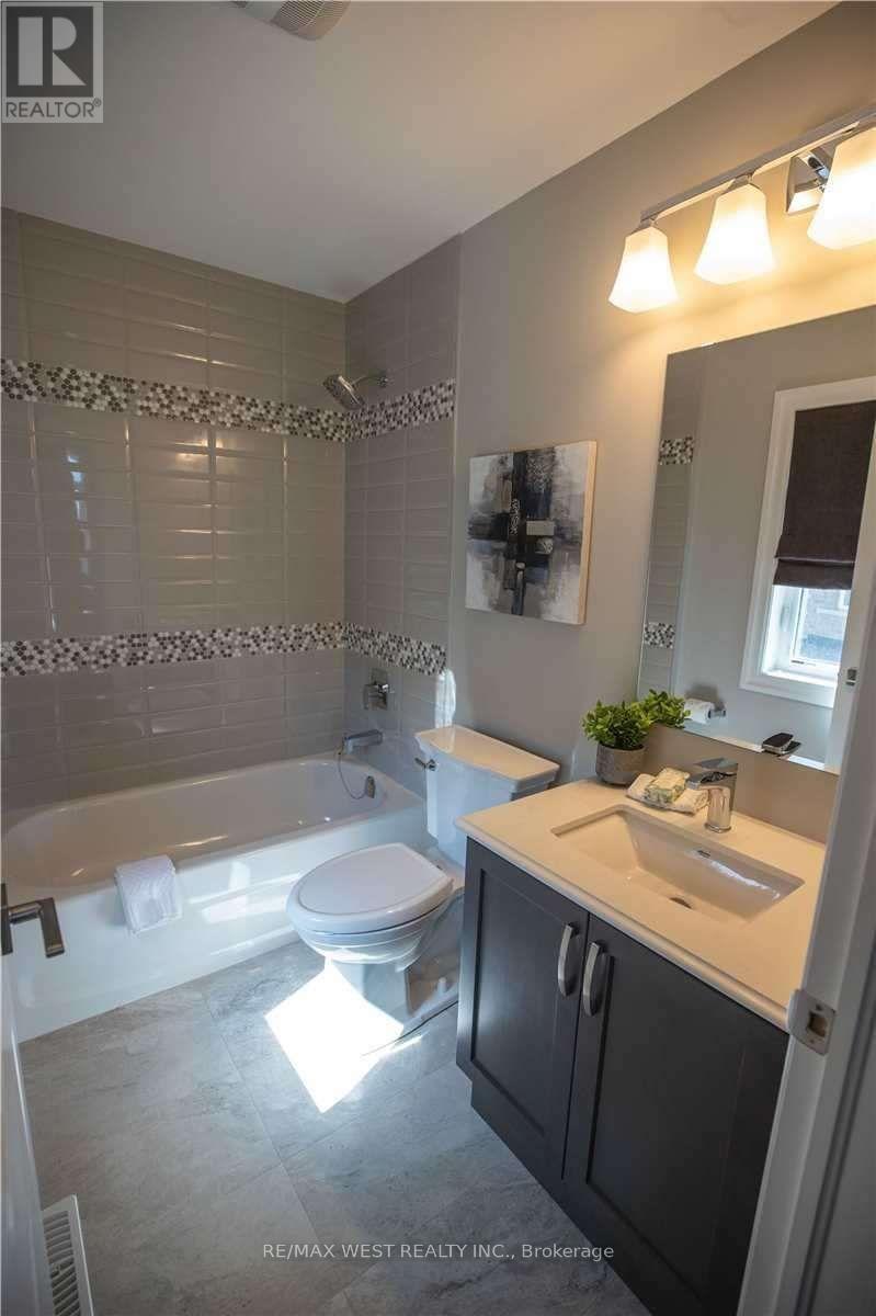 1430 SIMPKIN ROAD - 33