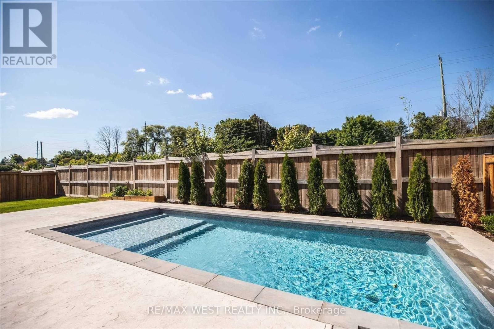 1430 SIMPKIN ROAD - 39