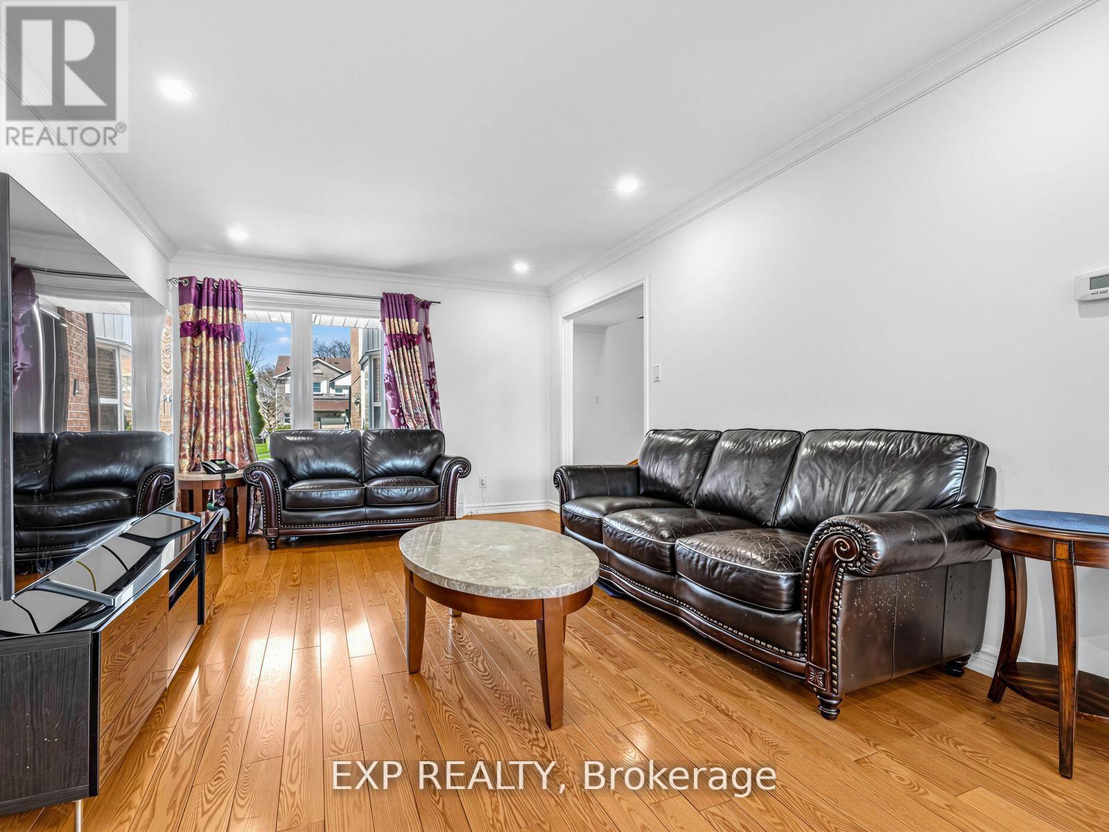 125 GREEN BUSH CRESCENT - 9