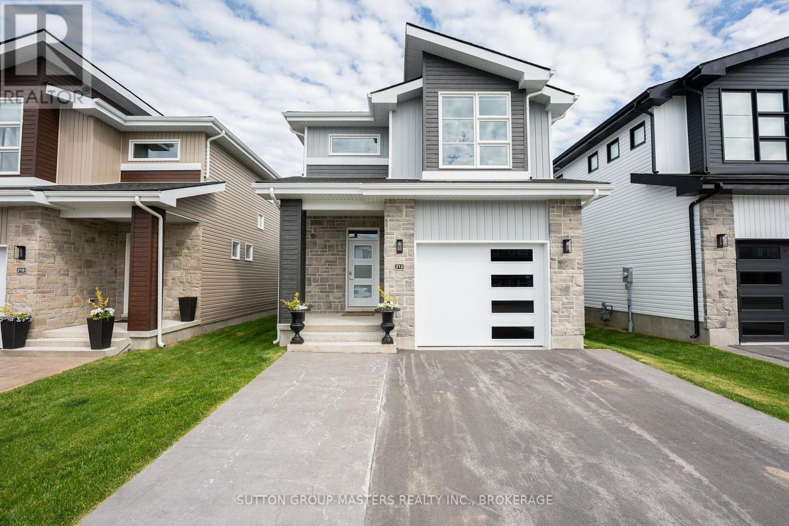 212 SUPERIOR DRIVE - Image 2