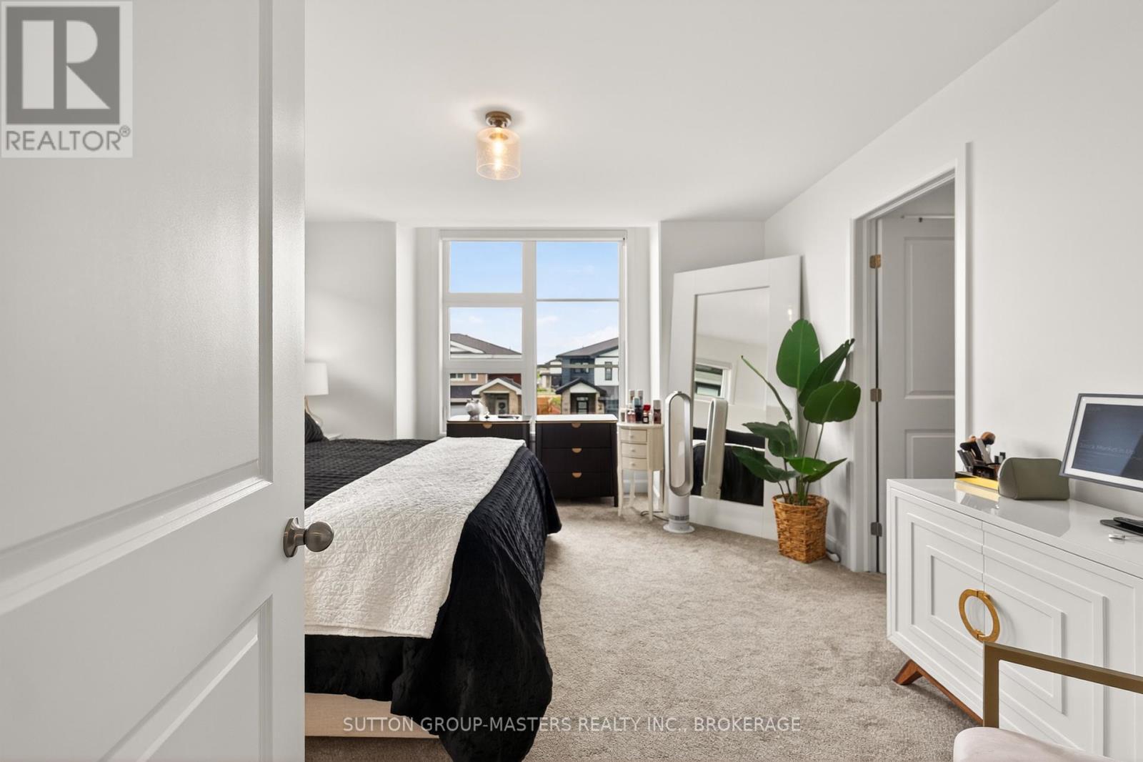 212 SUPERIOR DRIVE - 25