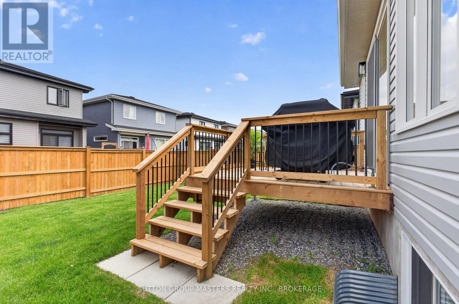 212 SUPERIOR DRIVE - 35