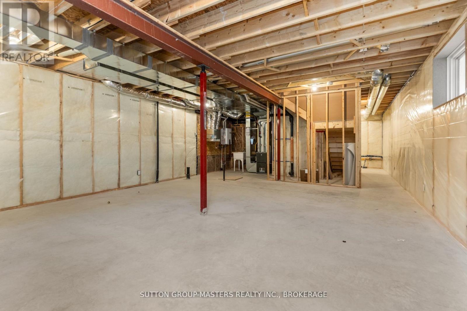 212 SUPERIOR DRIVE - 43