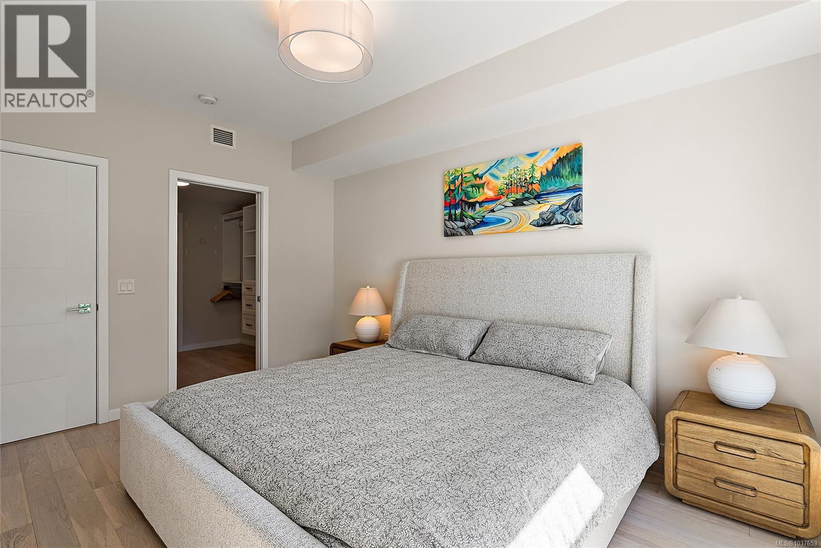 #209 5120 Cordova Bay Rd - 20