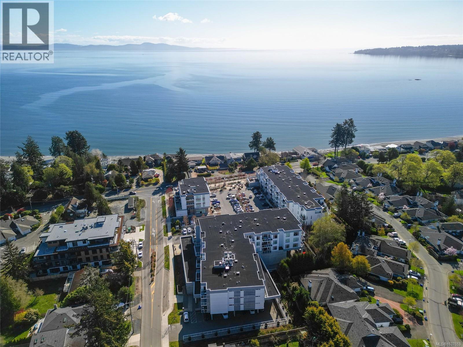 #209 5120 Cordova Bay Rd - 8