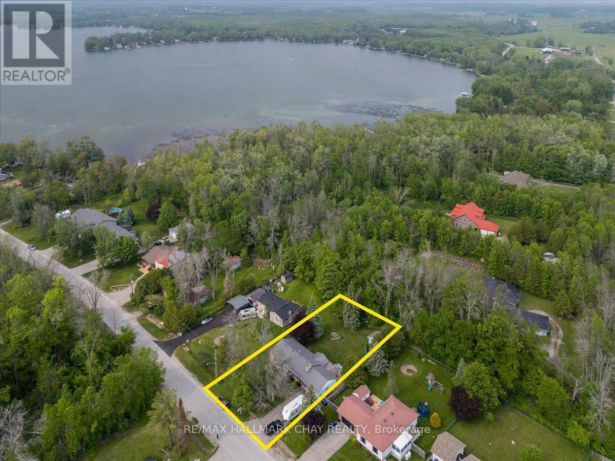 4049 BAYVIEW AVENUE - 15