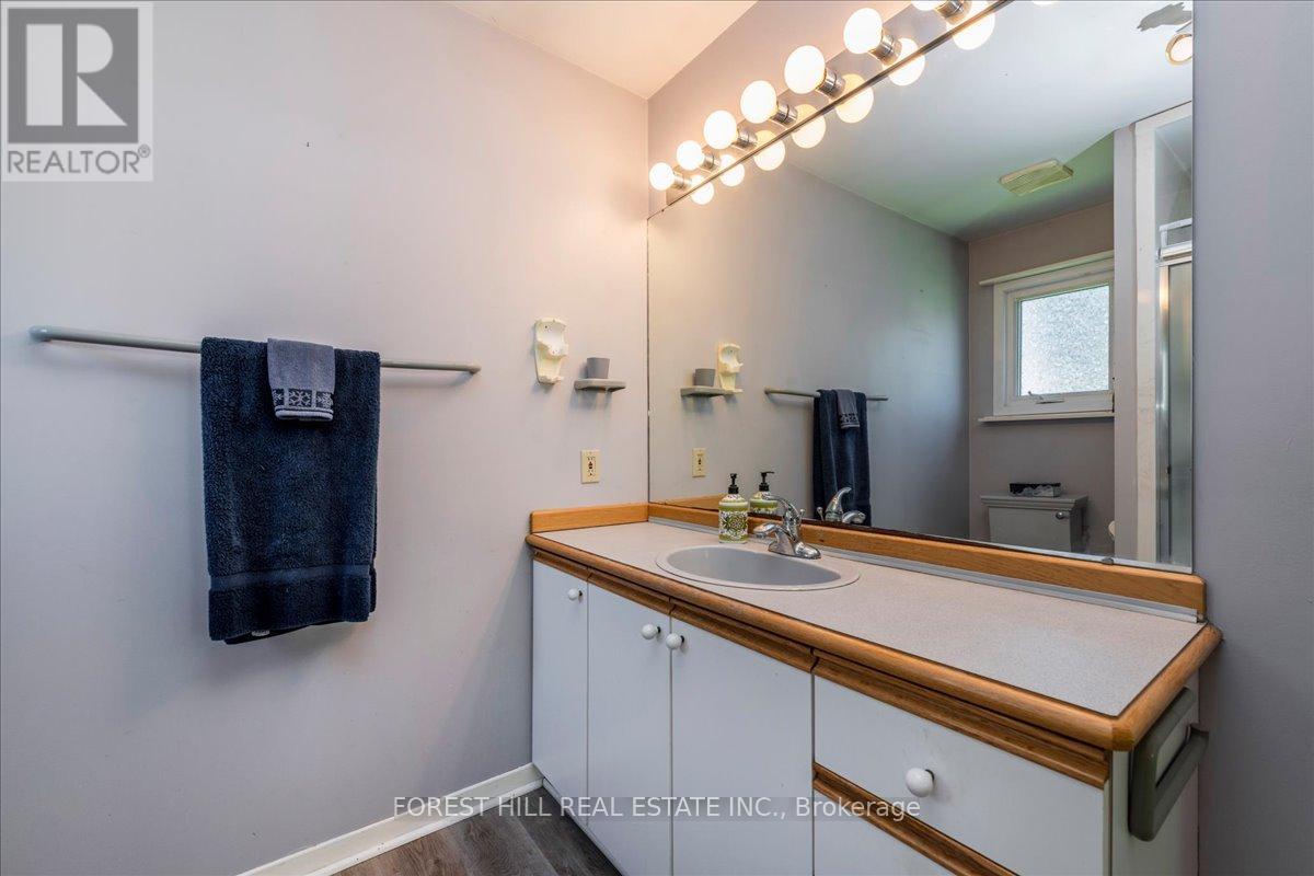 55 POPLAR CRESCENT - 16