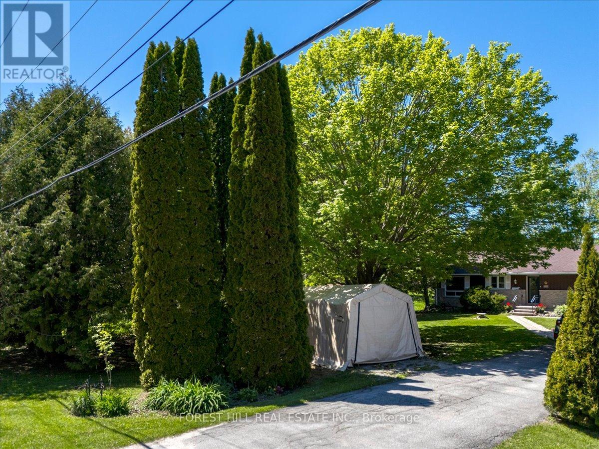 55 POPLAR CRESCENT - 20