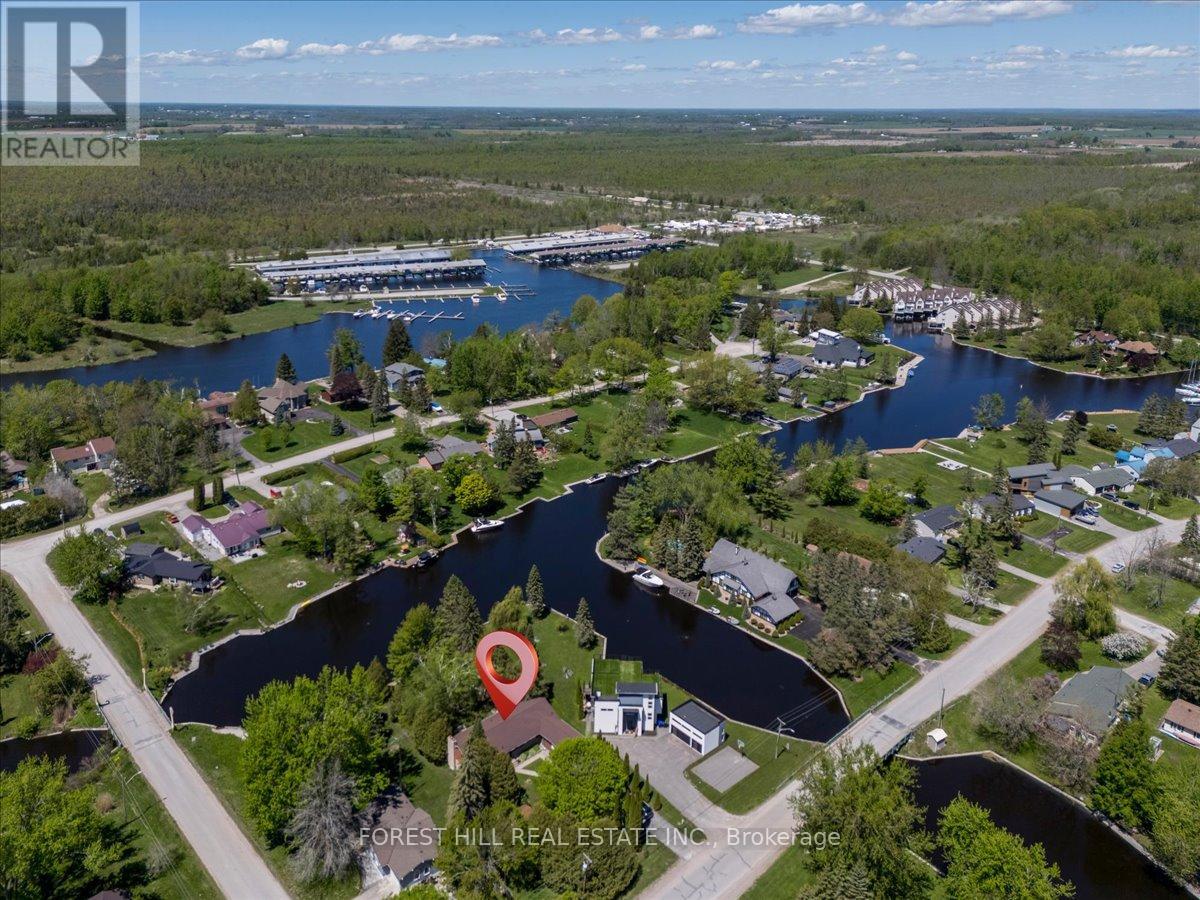 55 POPLAR CRESCENT - 31