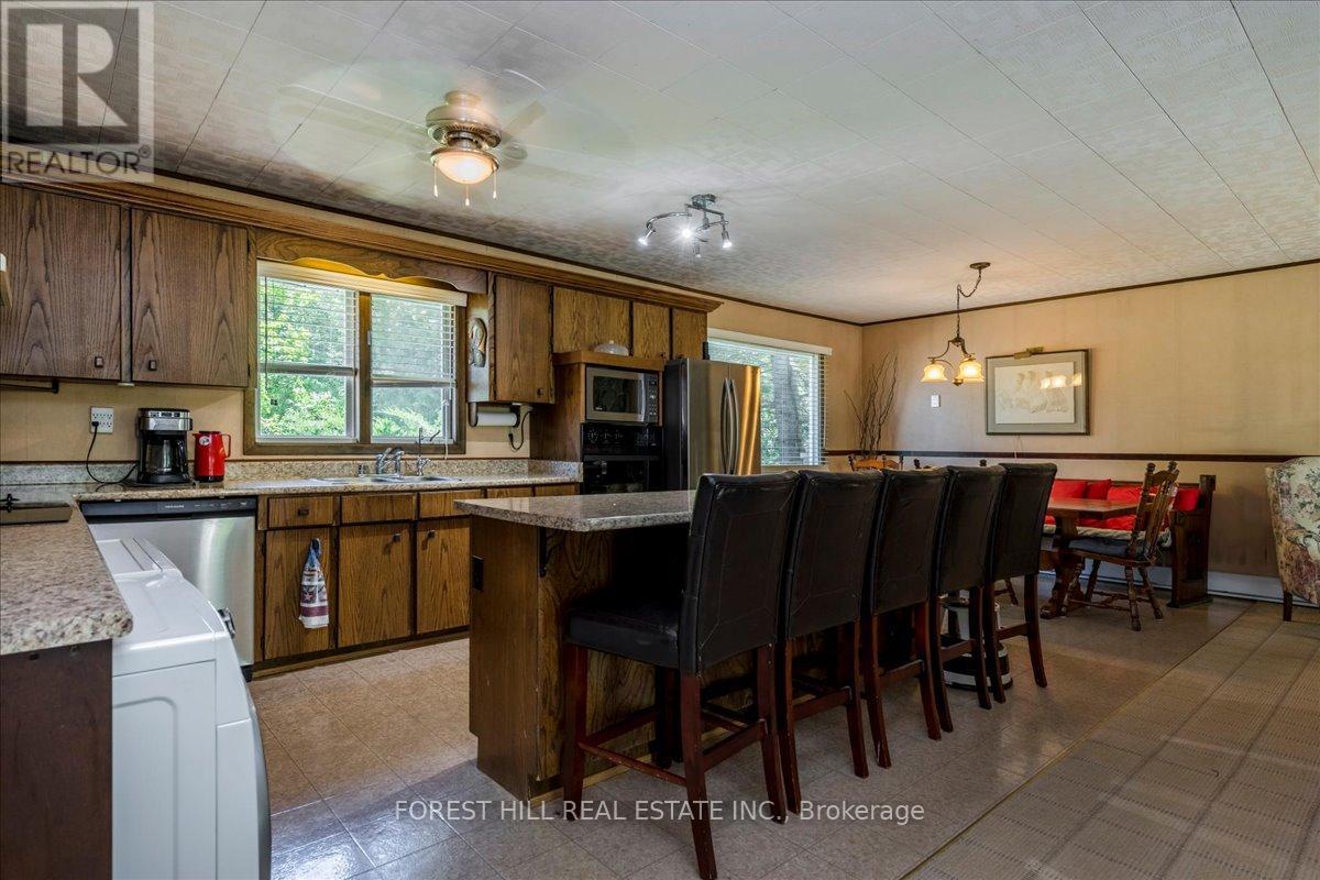 55 POPLAR CRESCENT - 7