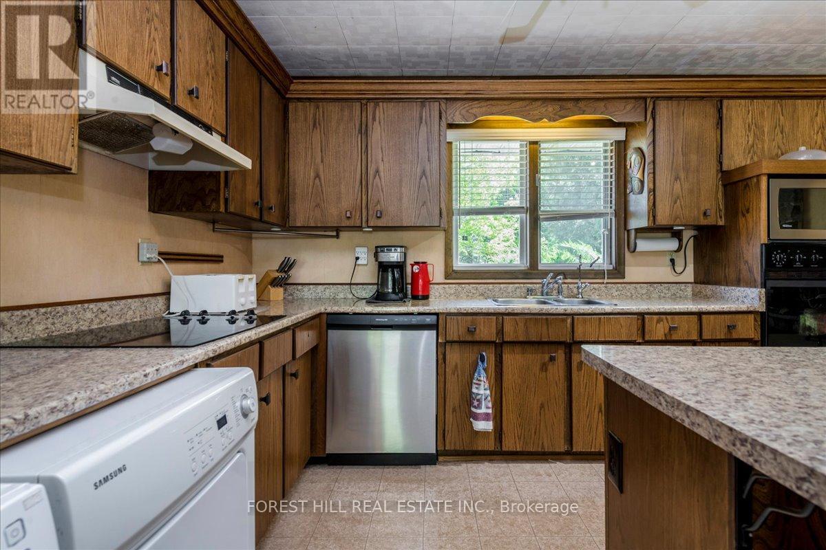 55 POPLAR CRESCENT - 8