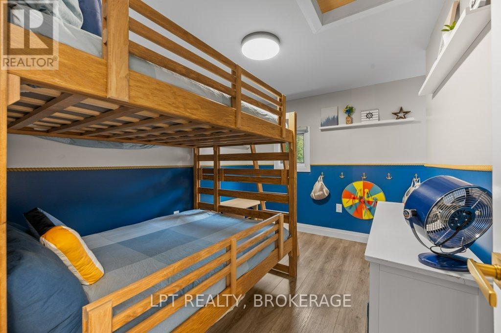 805 CARTWRIGHTS LANE - 11