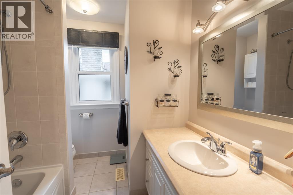1170 CATHCART BOULEVARD - 22