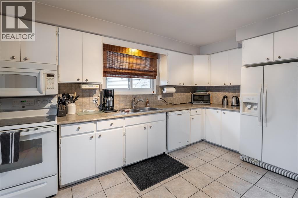 1170 CATHCART BOULEVARD - 9
