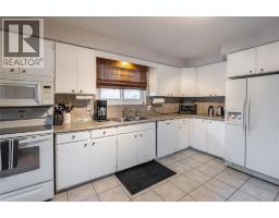 Dining room - 1170 Cathcart Boulevard, Sarnia, ON N7S2H5 Photo 9