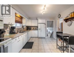 Bedroom - 1170 Cathcart Boulevard, Sarnia, ON N7S2H5 Photo 8