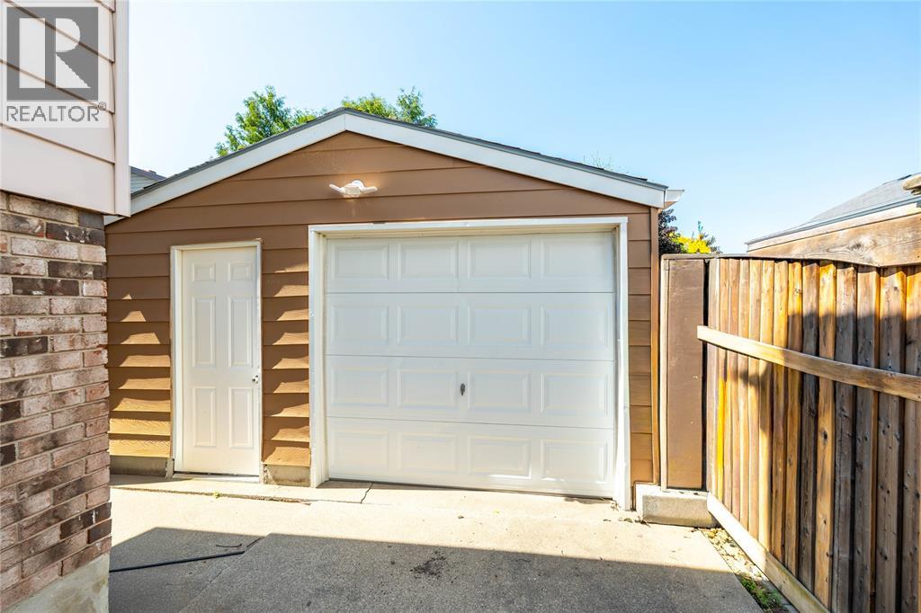 1170 CATHCART BOULEVARD - 39