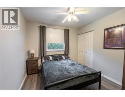 1170 Cathcart Boulevard, Sarnia, ON N7S2H5 Photo 18