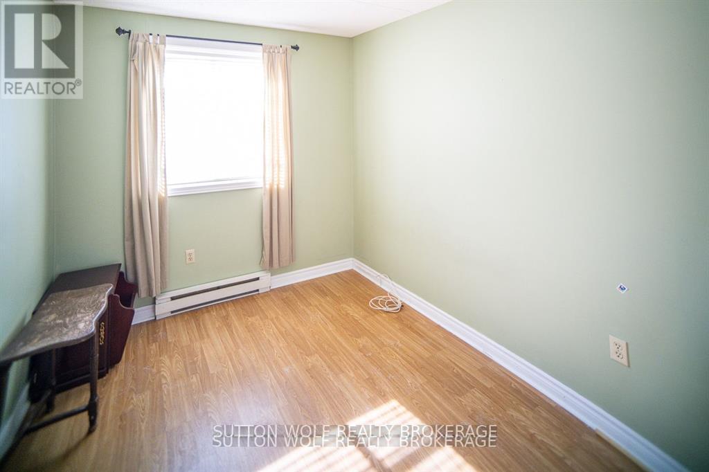 #207 31 VICTORIA STREET - 10
