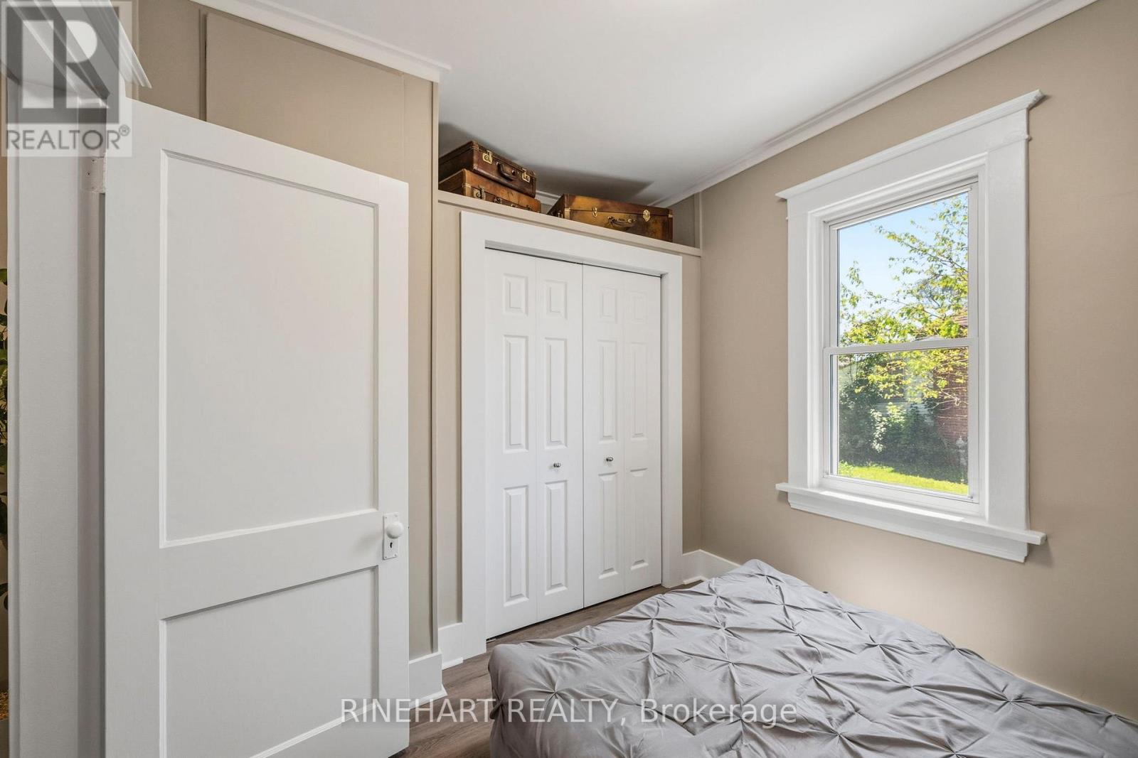 352 EDMONTON STREET - 18