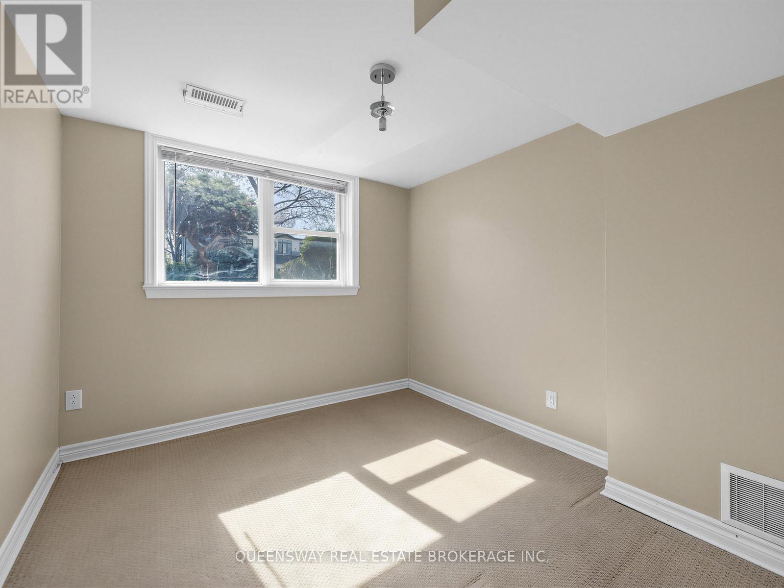 517 PINEGROVE ROAD - 27