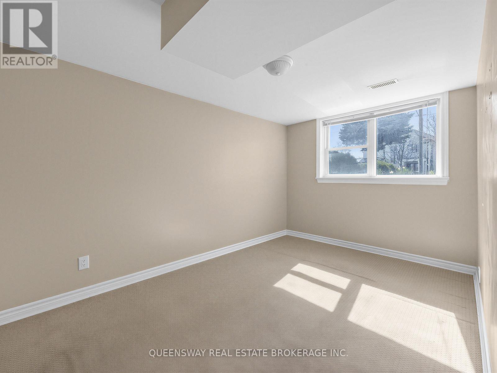 517 PINEGROVE ROAD - 28