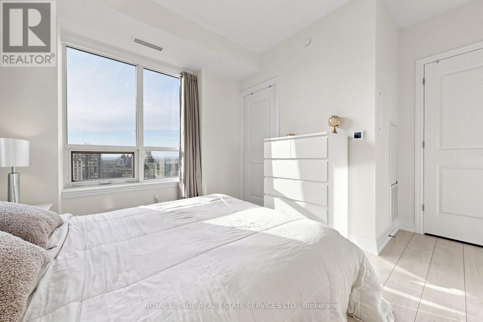 #3410 30 ELM DRIVE - 29
