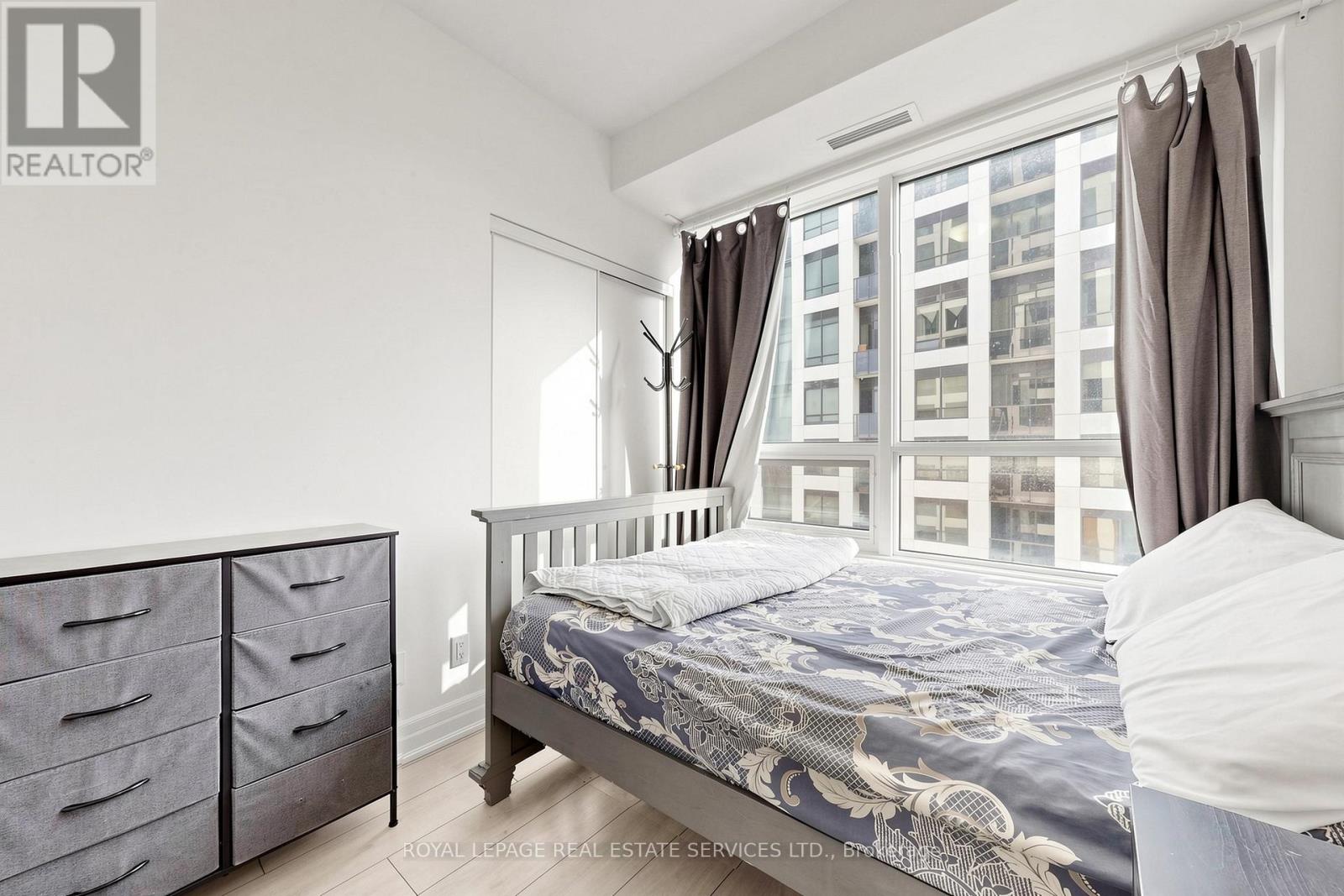 #3410 30 ELM DRIVE - 36