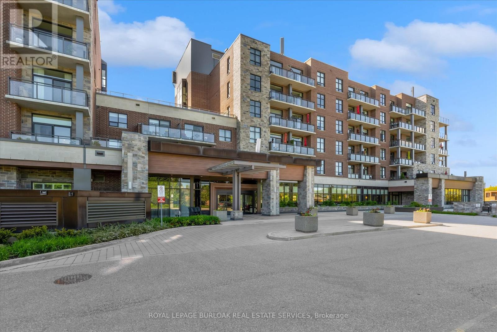 #113 3290 NEW STREET - 2