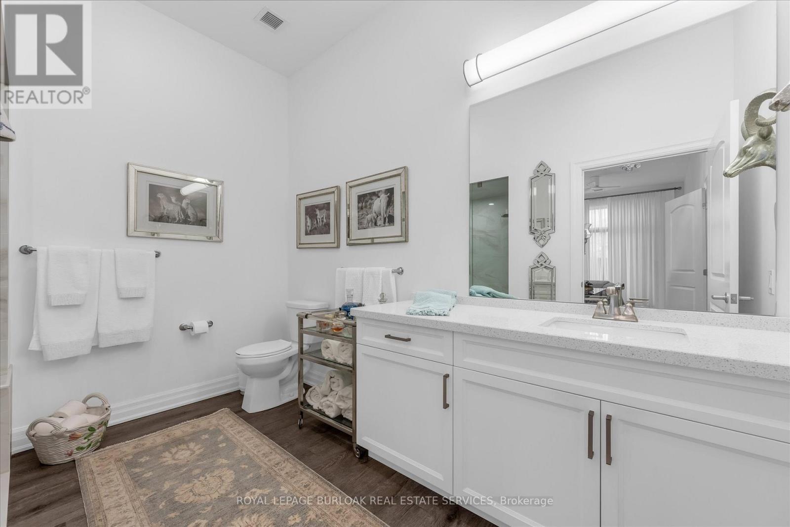 #113 3290 NEW STREET - 22
