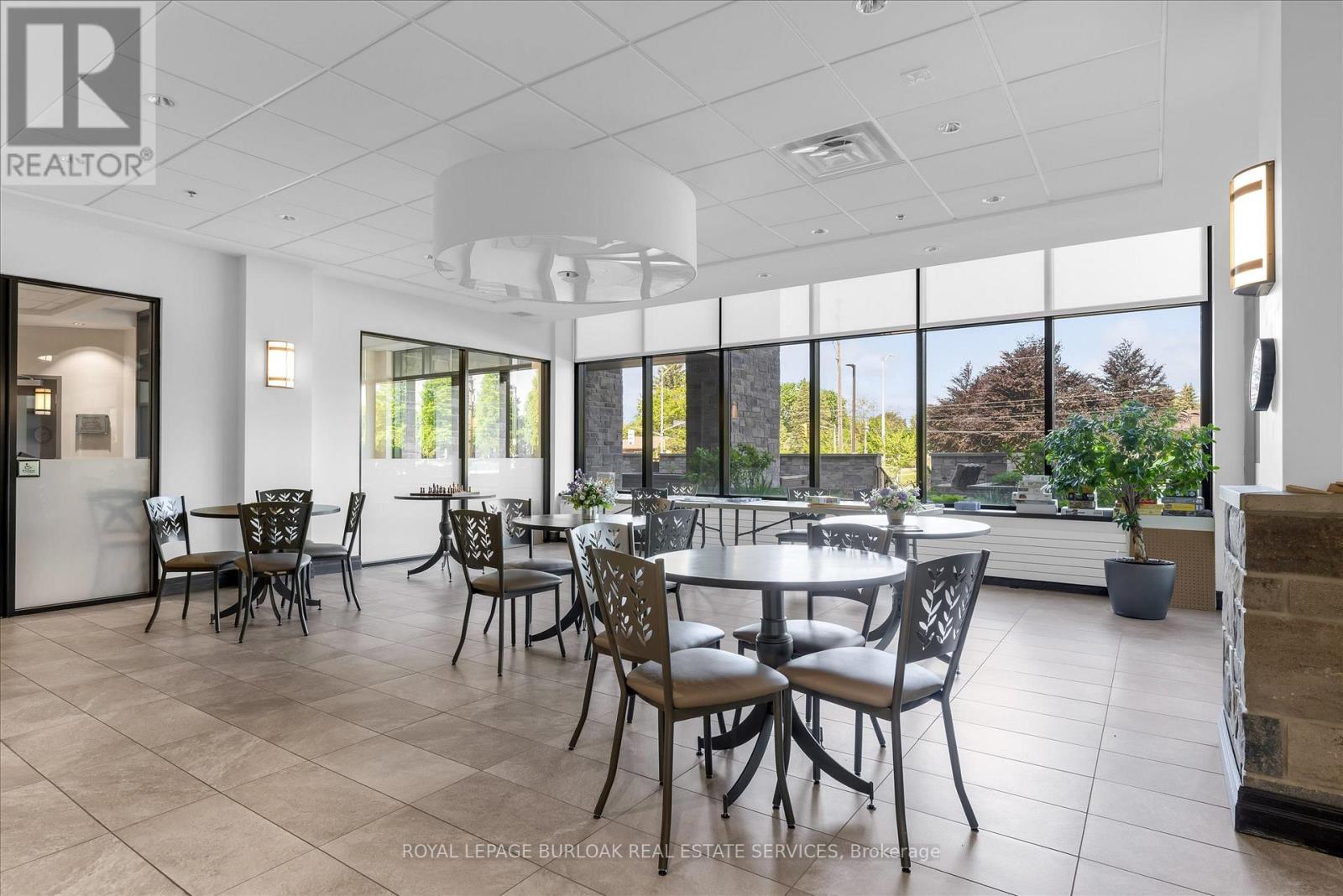 #113 3290 NEW STREET - 35