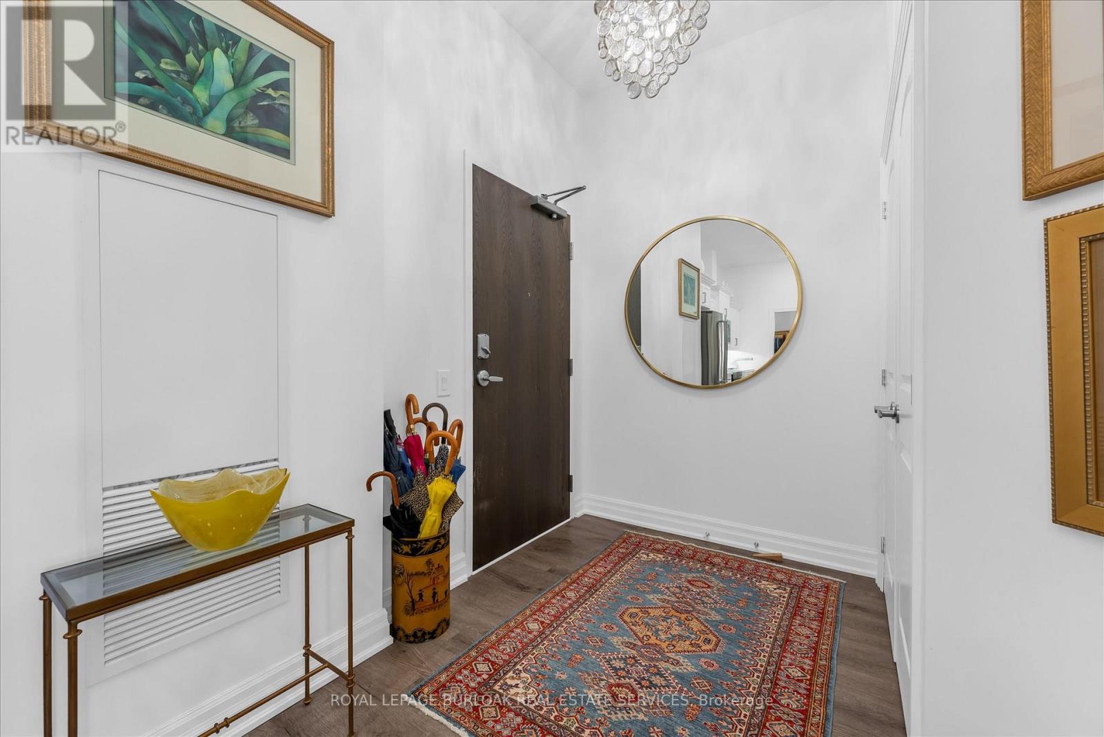 #113 3290 NEW STREET - 4