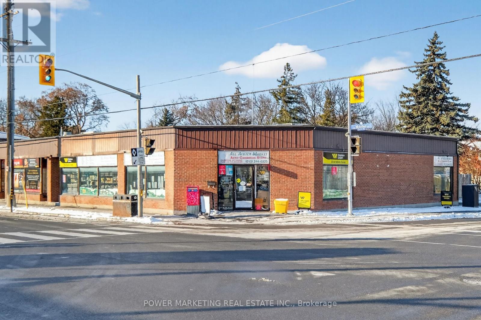 Retail for Sale in Ottawa – 411 MCARTHUR AVENUE, Ottawa – MLS# X13221654 - Image 37