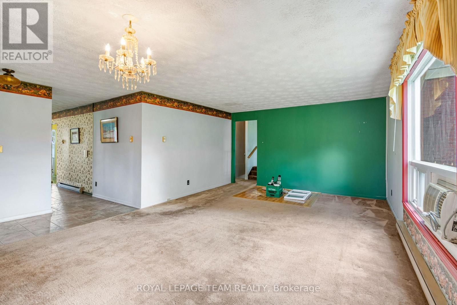 15615 DIXON ROAD - 16