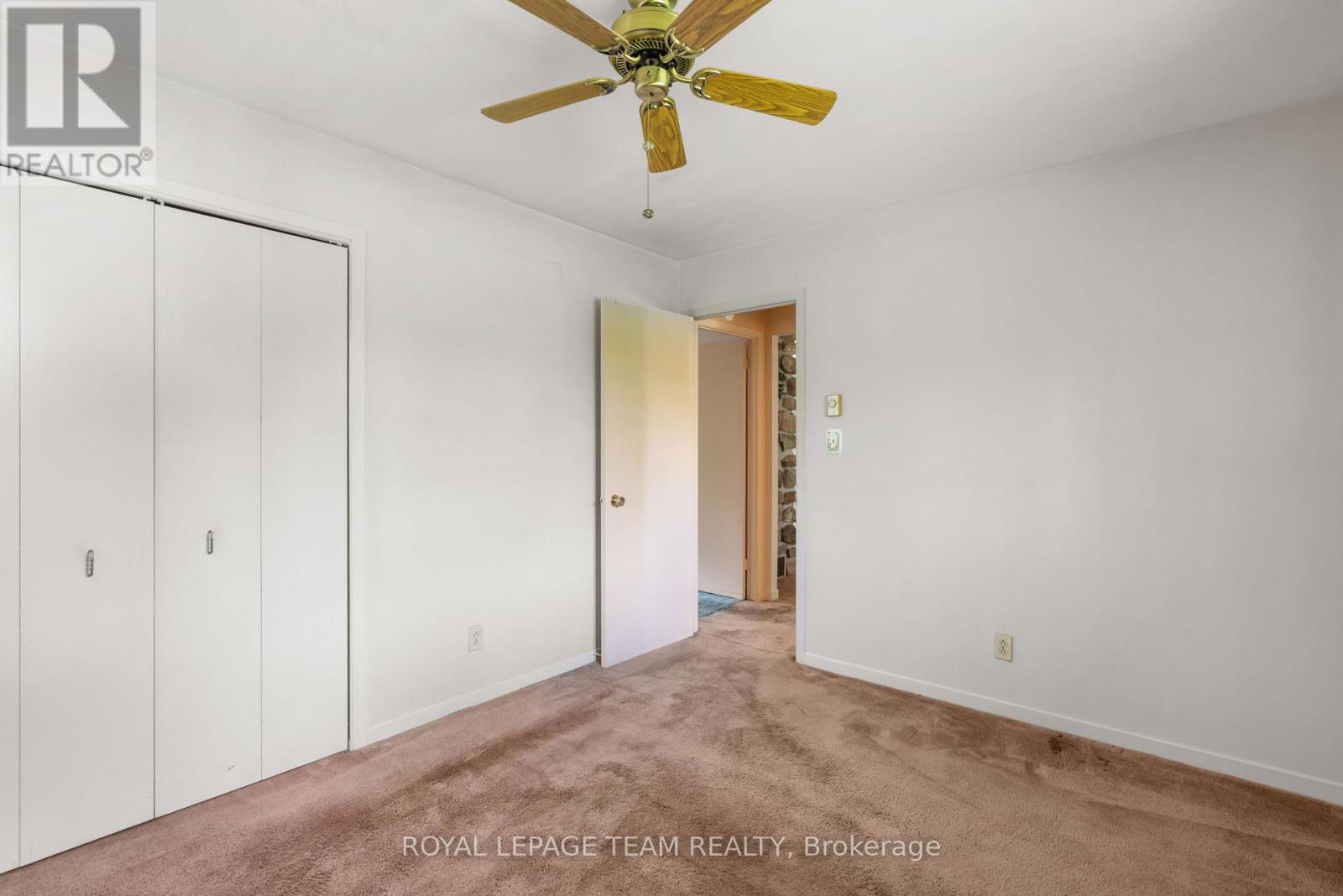 15615 DIXON ROAD - 27