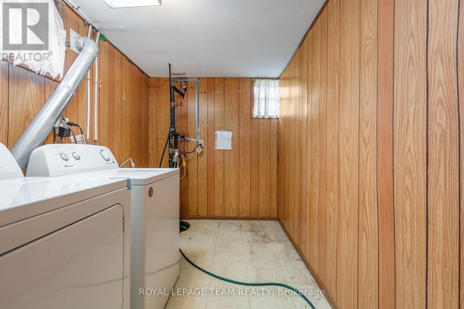 15615 DIXON ROAD - 31