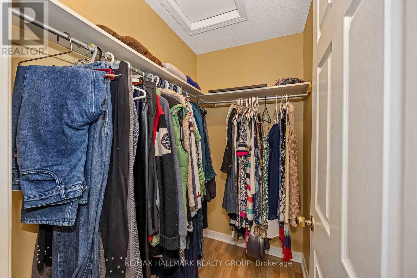 18 RANDALL JAMES DRIVE - 23