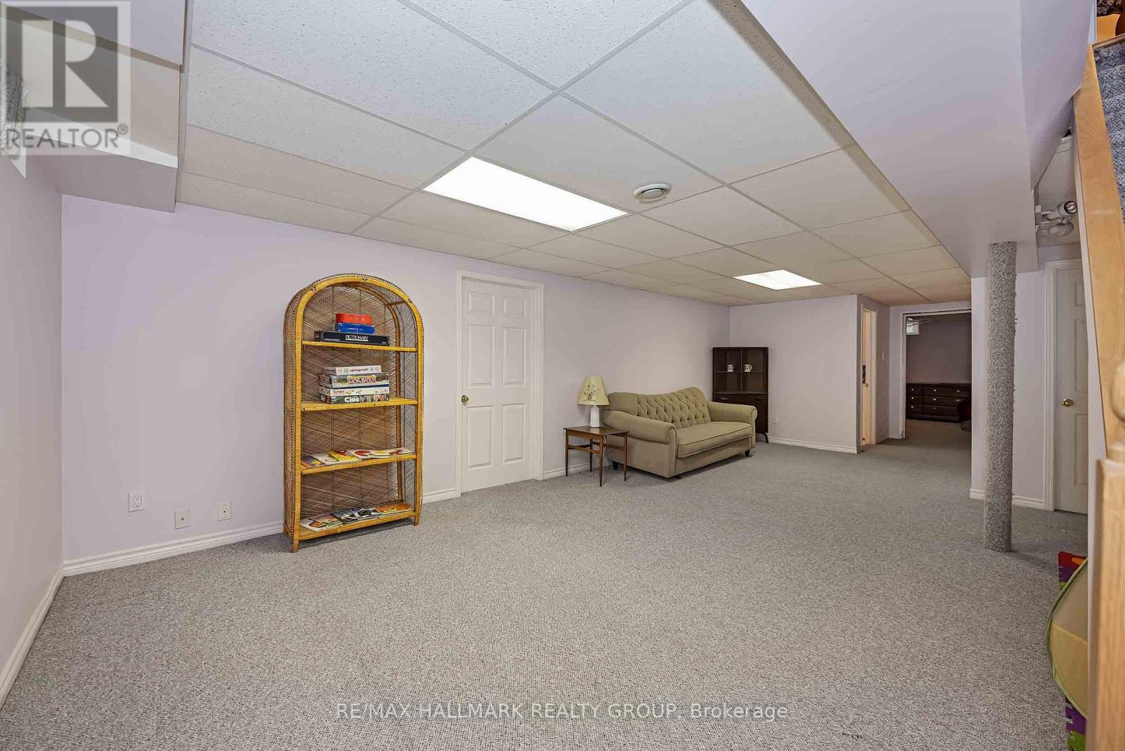 18 RANDALL JAMES DRIVE - 32