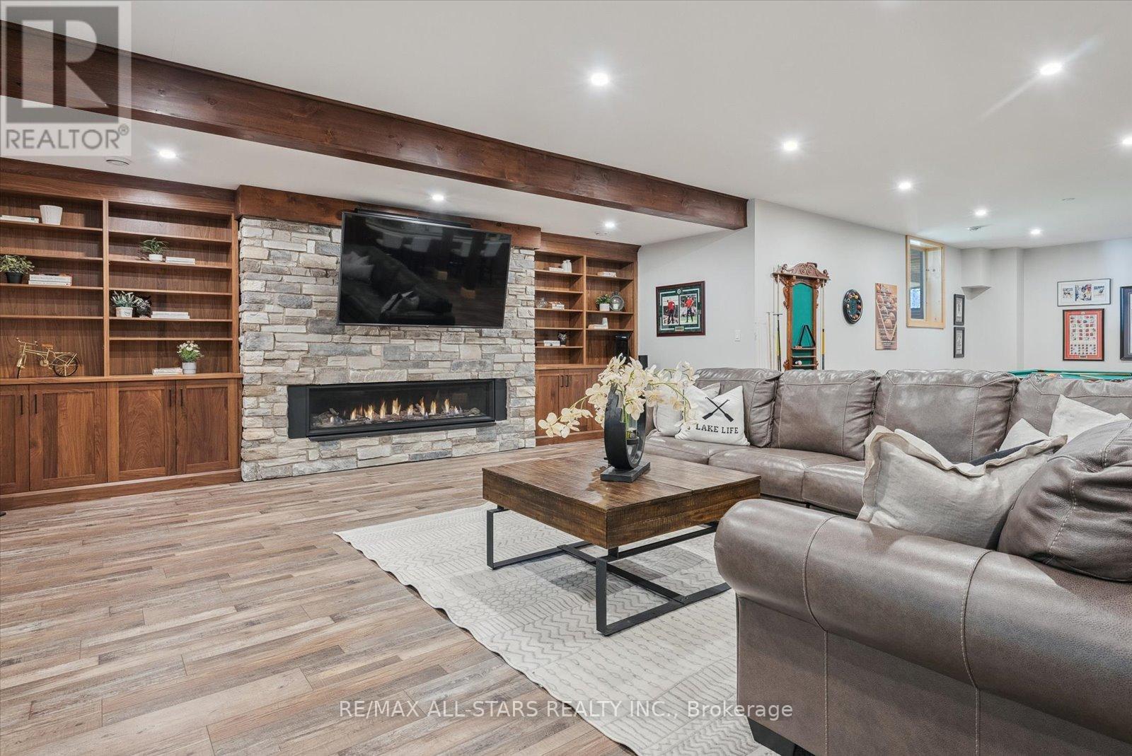 27440 CEDARHURST BEACH ROAD - 33