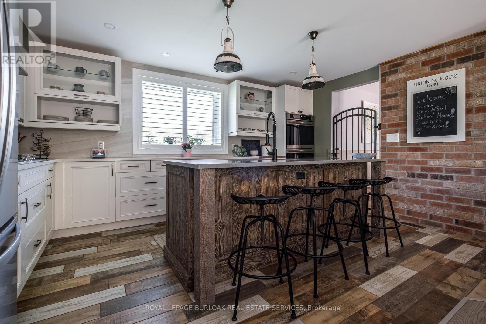 9069 ERIN GARAFRAXA TOWNLINE - 22