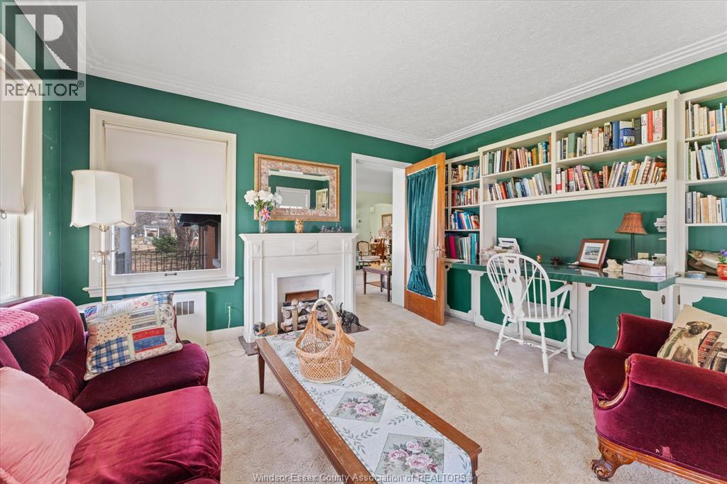 121 DIVISION STREET South - 8
