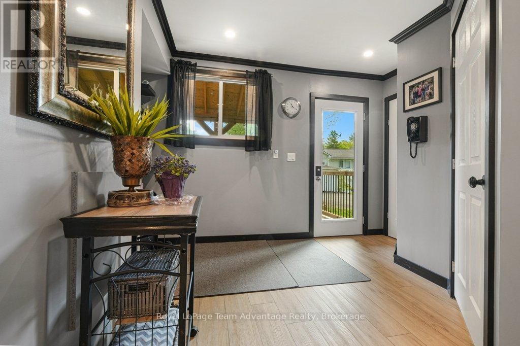 12 VICTORIA AVENUE - 11