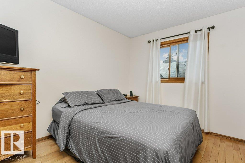 4923 11A AV NW - 18