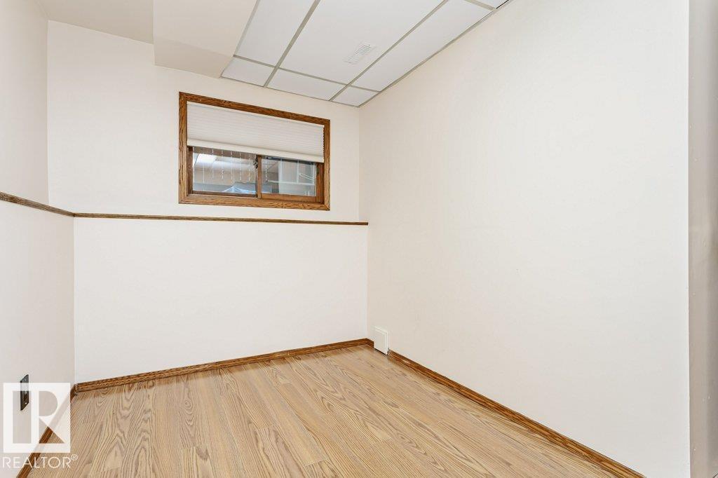 4923 11A AV NW - 26