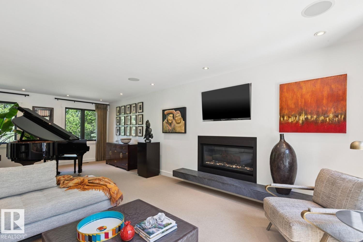 #49 52148 RGE ROAD 231 - 14