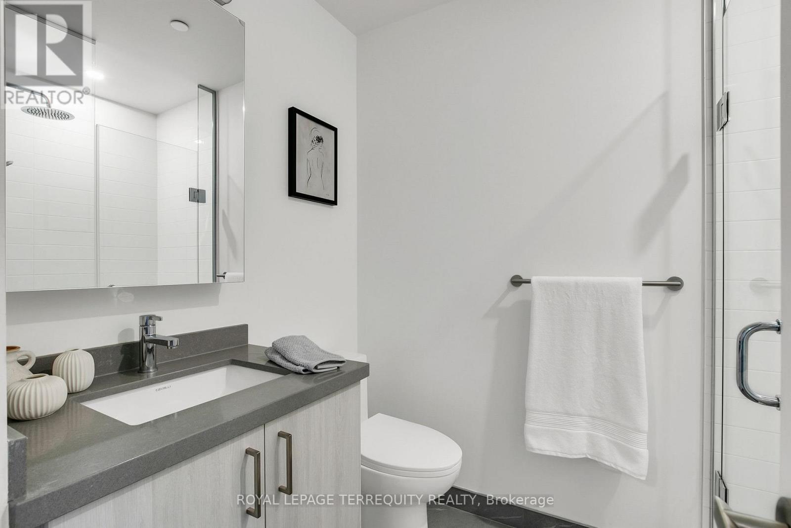 #517W 3 ROSEWATER STREET - 23