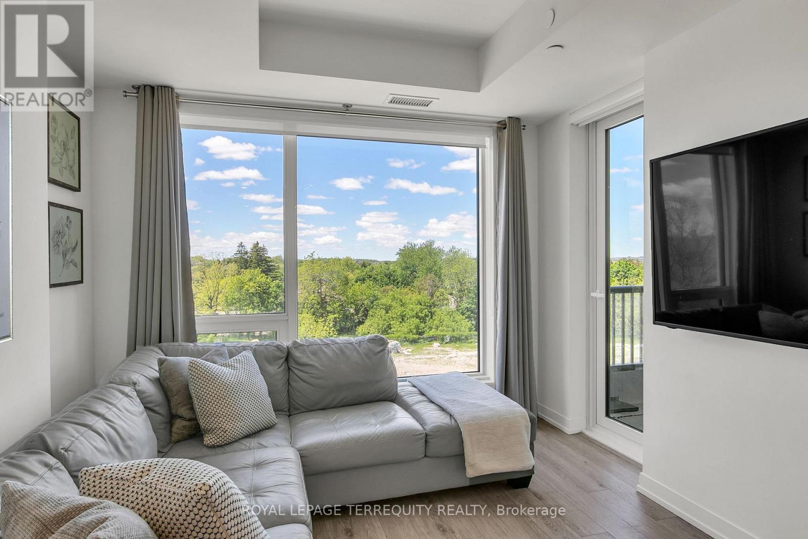 #517W 3 ROSEWATER STREET - 8